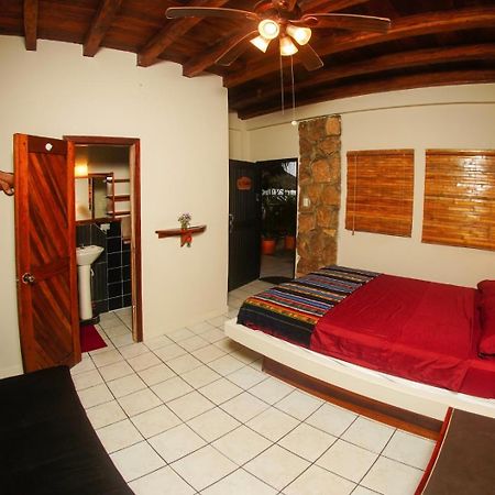 Tres Palmas Hotel Montañita Kültér fotó