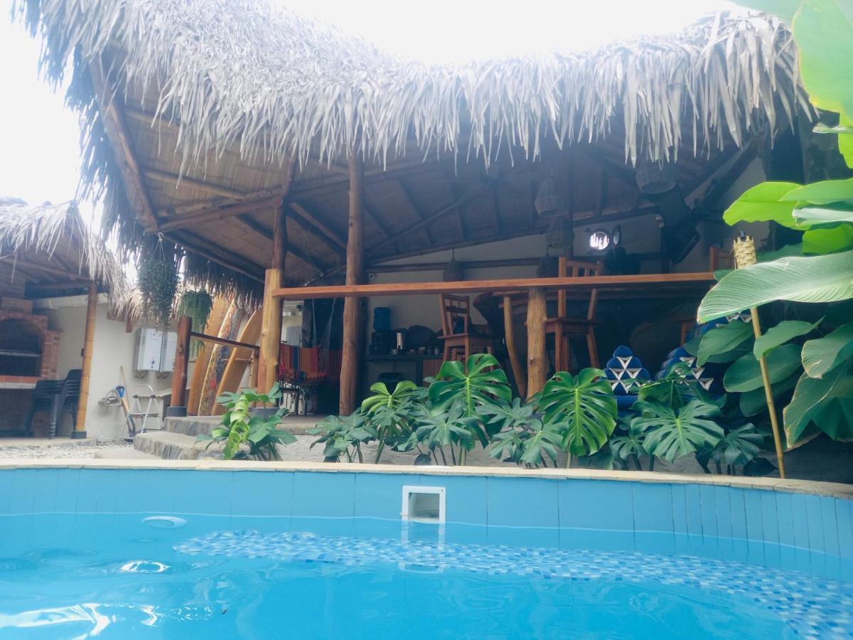 Tres Palmas Hotel Montañita Kültér fotó