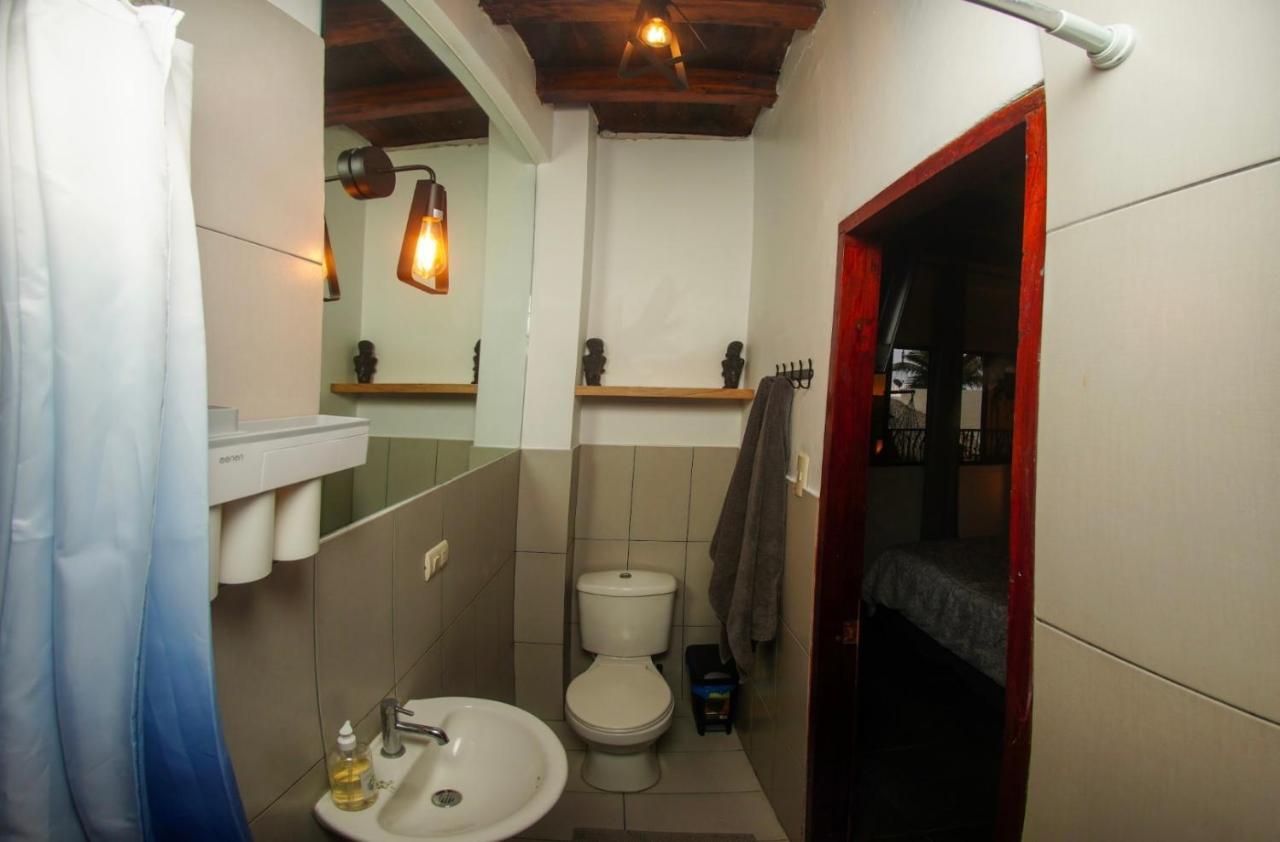 Tres Palmas Hotel Montañita Kültér fotó