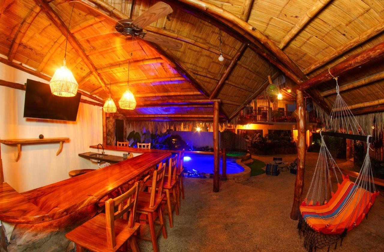 Tres Palmas Hotel Montañita Kültér fotó