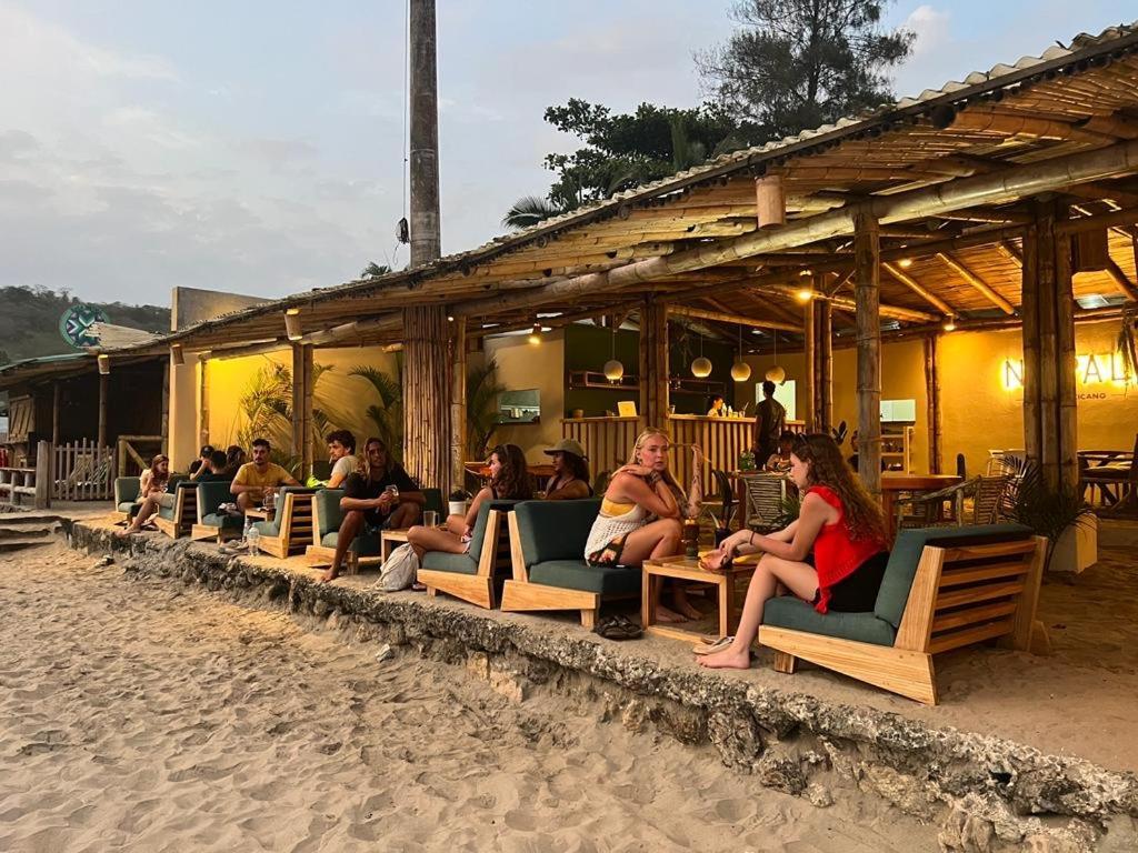 Tres Palmas Hotel Montañita Szoba fotó